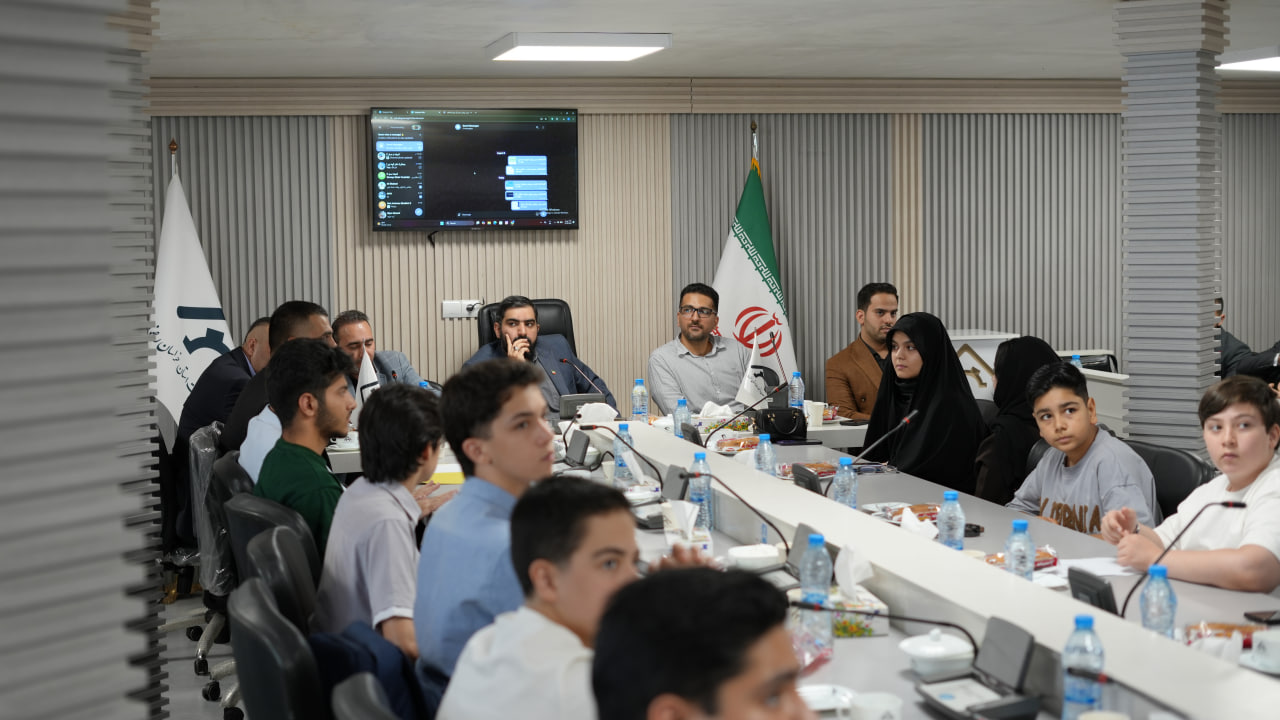 نخستین نشست کمیته «نسل Z» خراسان رضوی برگزار شد