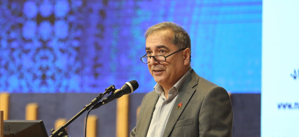 ایران با وجود ذخایر عظیم معدنی تنها حدود یک درصد از منابع معدنی خود را استخراج می‌کند