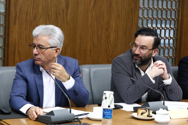 تخصیص ارز، سهمیه کارت‌های بازرگانی و بوروکراسی مرزی، تجارت را فرسایشی کرده است