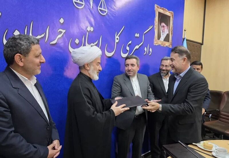 حدود ۲ هزار سند مالکیت به مردم و نهادهای خراسان شمالی اهدا شد