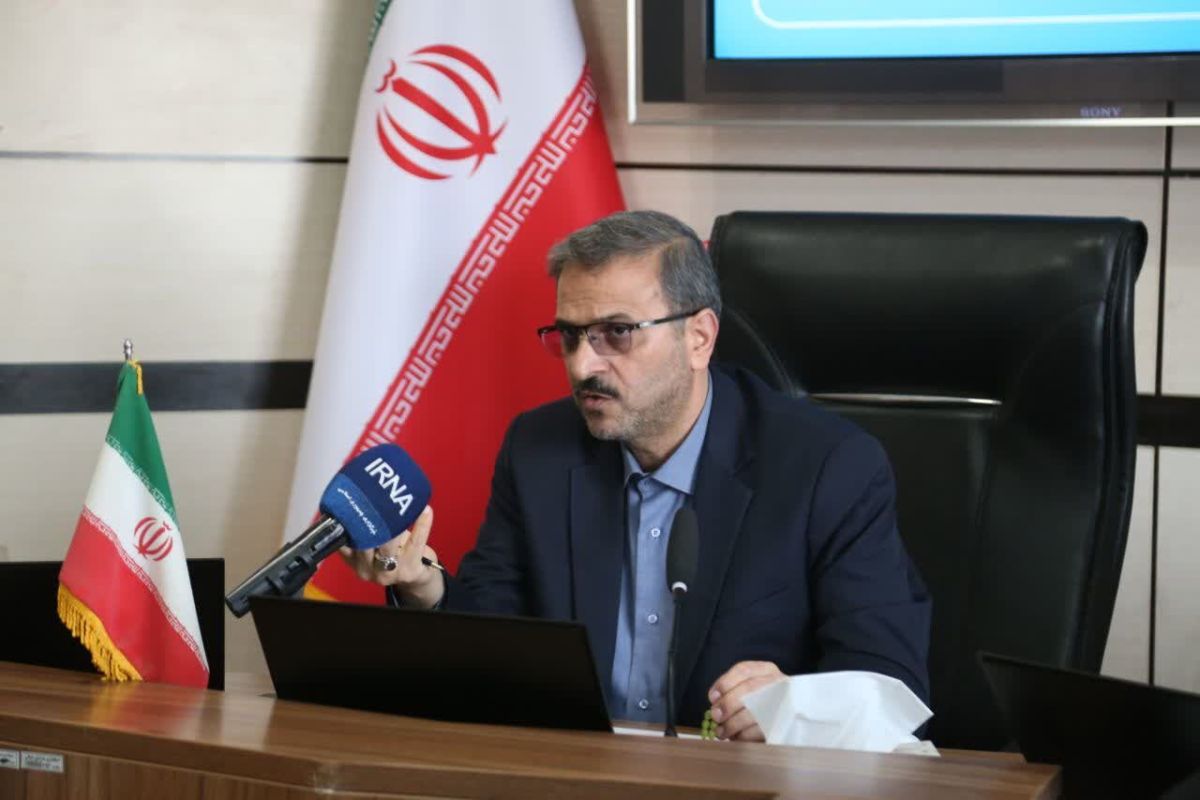 معاون استاندار: صنایع و معادن باید از حریم مناطق گردشگری و مسکونی فاصله بگیرند