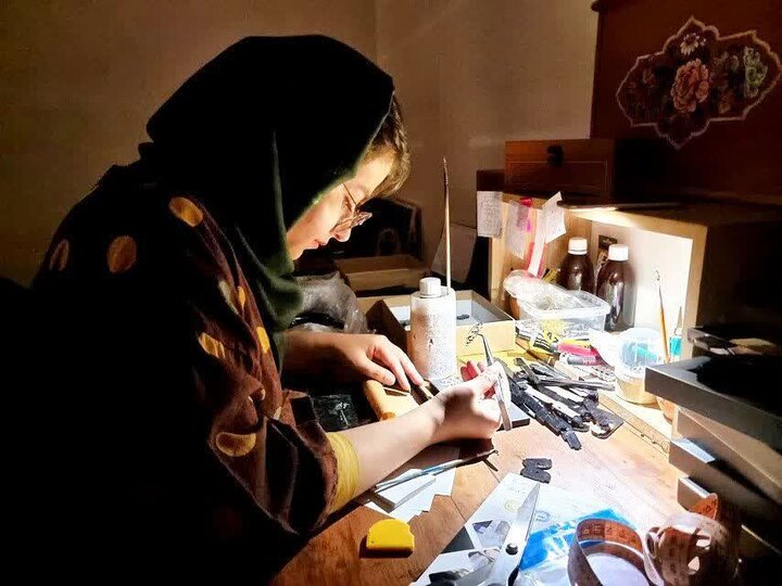 زنان؛ نوآوران صنعت طلا و صنایع دستی