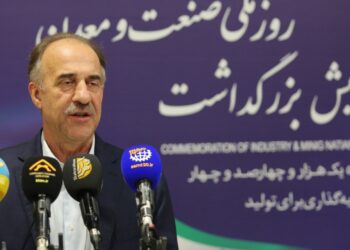 ایجاد تفکر جدید در بستر تولید و مدیریت هوشمند واردات الزامی است