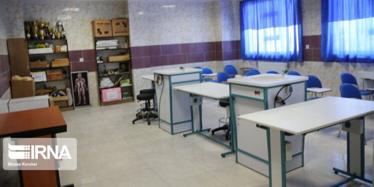 ۶۵۰ میلیارد ریال تجهیزات آموزشی در مدارس خراسانشمالی توزیع شد