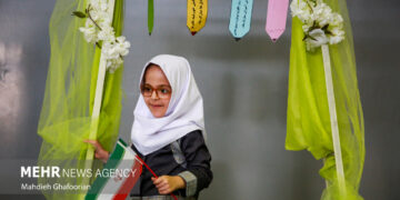 آموزش استثنایی آزمونی برای همگرایی دستگاه‌ها و جامعه