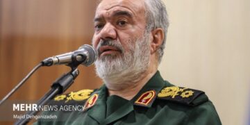 سردار فدوی دشمن در جنگ اخیر به هیچ یک از اهداف خود نرسید