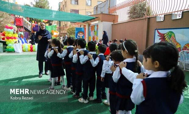 جشن غنچه‌ها در مشهد