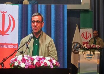 سیمان و انرژی خورشیدی محور توسعه خراسان رضوی است