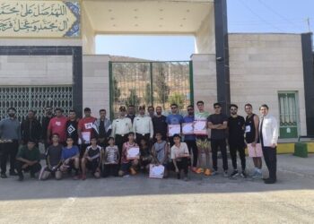 مسابقه دوی همگانی گرامی‌داشت هفته دفاع مقدس در بجنورد برگزار شد