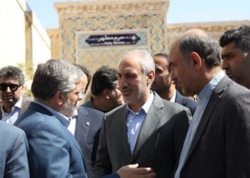 معاون رئیس جمهور توسعه مترو مشهد اولویت دولت برای کاهش آلودگی است