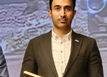 فرش پرشین مشهد با نوآوری و تمرکز بر کیفیت به بازارهای جهانی می‌رود