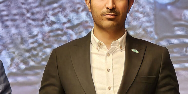 فرش پرشین مشهد با نوآوری و تمرکز بر کیفیت به بازارهای جهانی میرود