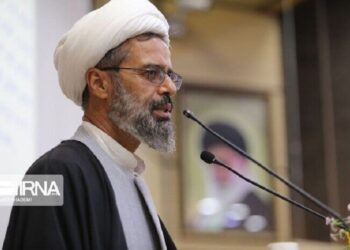 امام جمعه بجنورد مردمی بودن رمز موفقیت نیروی انتظامی در تأمین امنیت کشور