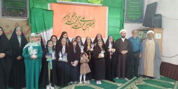 اختتامیه طرح کتابخوانی دختران نوجوان حلقه صالحین در مشهد برگزار شد