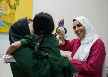 یک اتفاق عزت خداشناس را از کودکی به پزشکی علاقه‌مند کرد