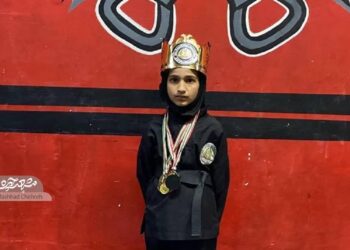 شیرینی رقابت نازنین‌زهرا با برادرهایش پای آسیب دیده مانع از تلاش نشد