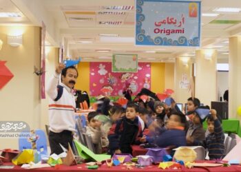 پدر علم اوریگامی کشور ساکن محله سرافرازان است