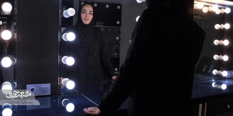 موانع زندگی موجب نشد آسیه حسینی از مسیر هنر دست بکشد