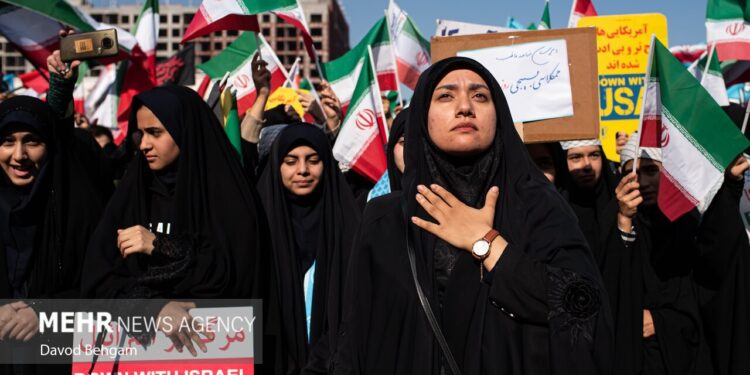 راهپیمایی ۱۳ آبان در مشهد