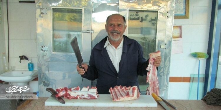 غلامعلی ریحانی قصاب قدیمی و خوشنام محله طلاب است