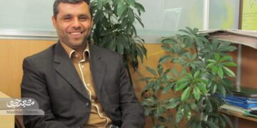 عباس اکبریان قاری بینالمللی محله کارگران است