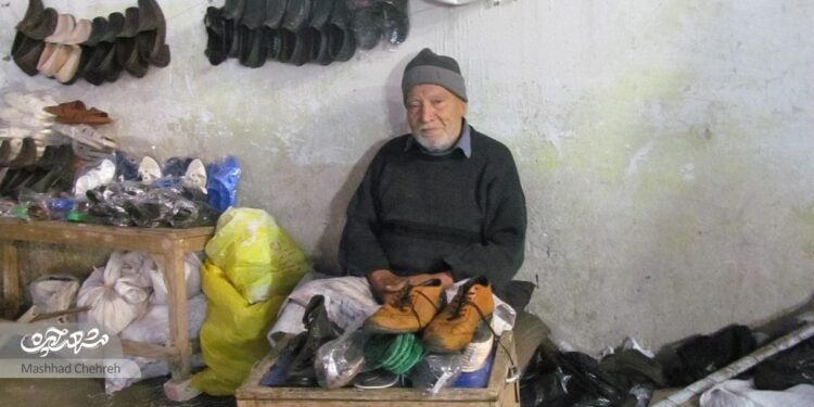 کفاش شدن ملاک نبود باید پی فوت استادی میرفتیم