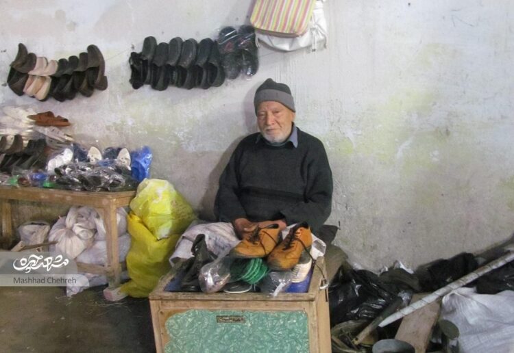 کفاش شدن ملاک نبود باید پی فوت استادی می‌رفتیم