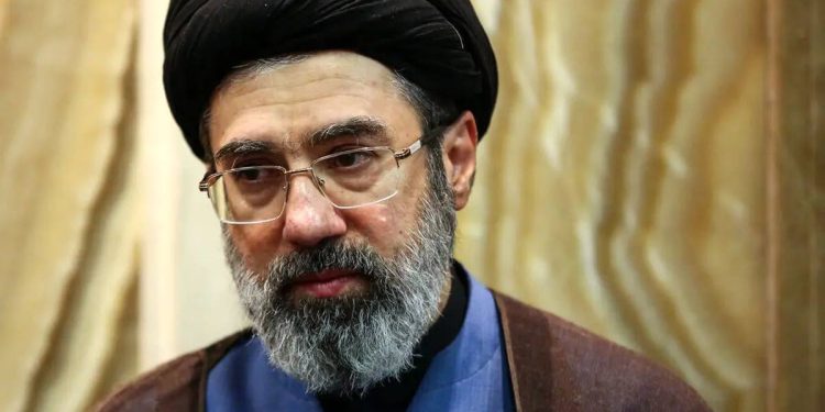 سومین رهبر انقلاب انتخاب شد