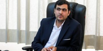 کاهش بروکراسی سرمایه‌گذاران؛ صدور پروانه کار خارجی‌ها در استان