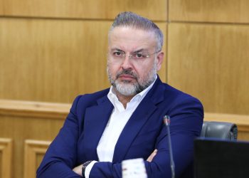 از نوسانات ارزی تا چالش نقدینگی؛ چالش‌های صنعت سلامت در استان