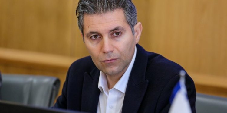 تعدیل گسترده نیرو؛ لزوم اعمال بسته های عملیاتی