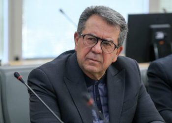 هشدار یزدان‌بخش درباره بلبشوی محصولات غذایی غیراستاندارد