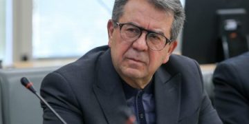 هشدار یزدان‌بخش درباره بلبشوی محصولات غذایی غیراستاندارد